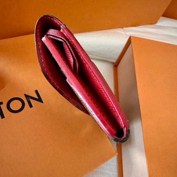 Authentic Louis Vuitton Caissa Wallet - Picture 7 of 12